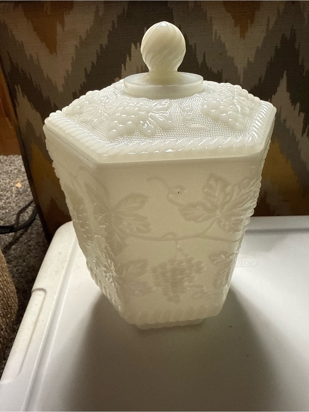 Vintage 1960's MILK GLASS FOOTED VASE / COMPOTE  Grape Vine,(Fire King) NICE